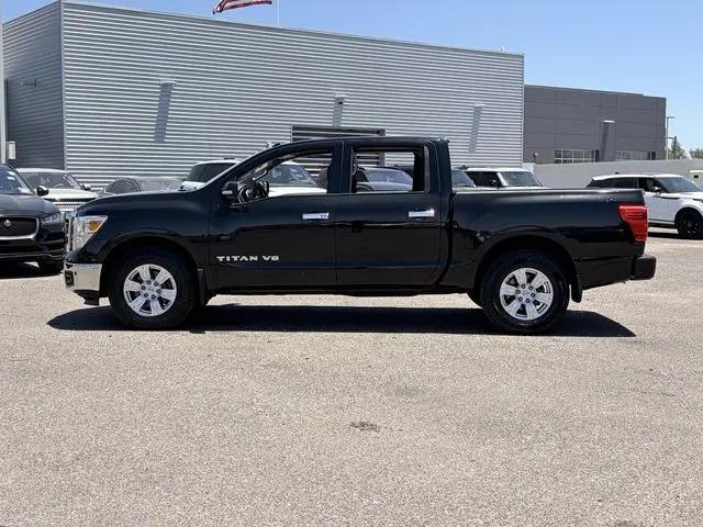 2018 Nissan Titan SV