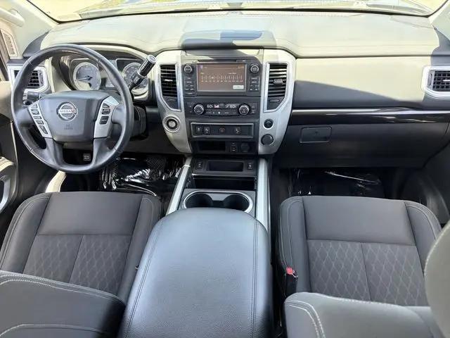 2018 Nissan Titan SV