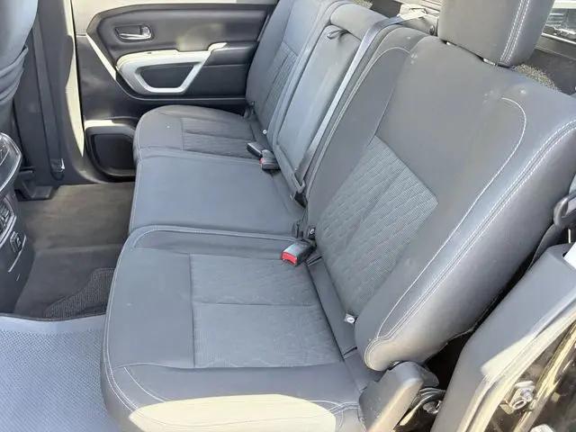 2018 Nissan Titan SV