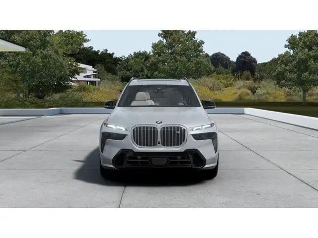 2027 BMW X7 M60i