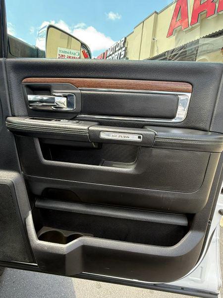 2018 Ram 2500 Laramie Crew Cab 4x4 6'4" Box