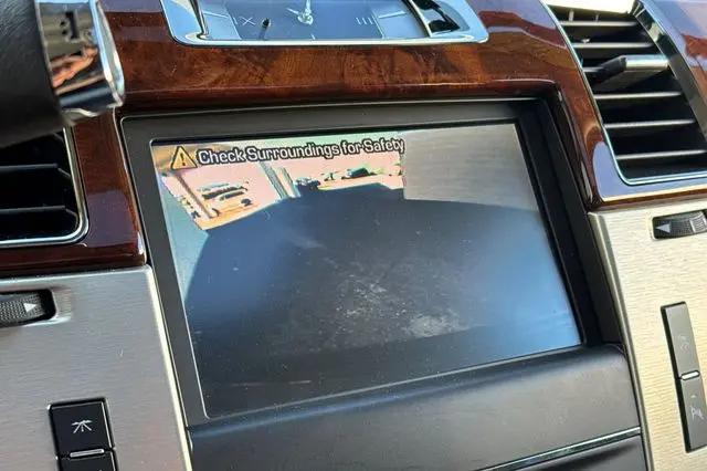 2011 Cadillac Escalade ESV Platinum Edition