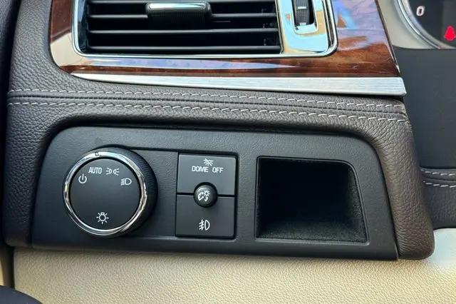 2011 Cadillac Escalade ESV Platinum Edition