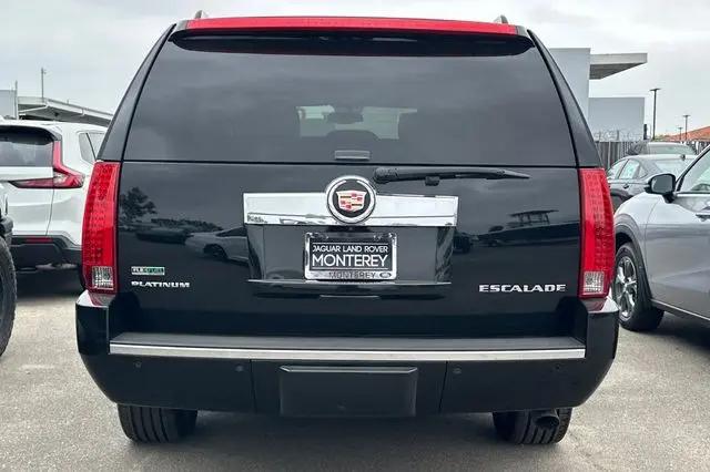 2011 Cadillac Escalade ESV Platinum Edition