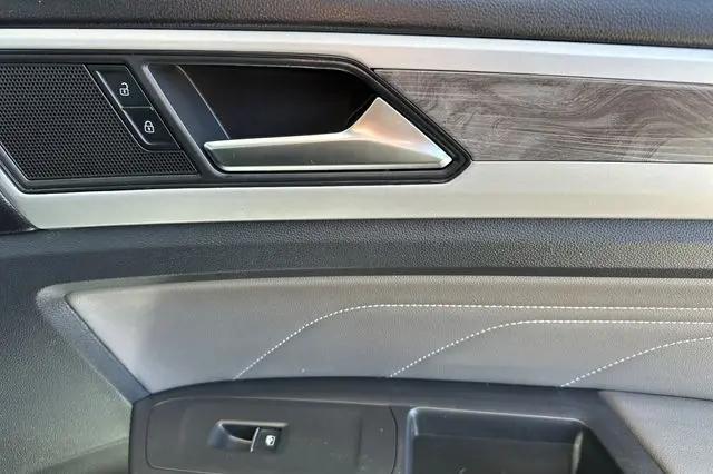 2023 Volkswagen Atlas Cross Sport 2.0T SE
