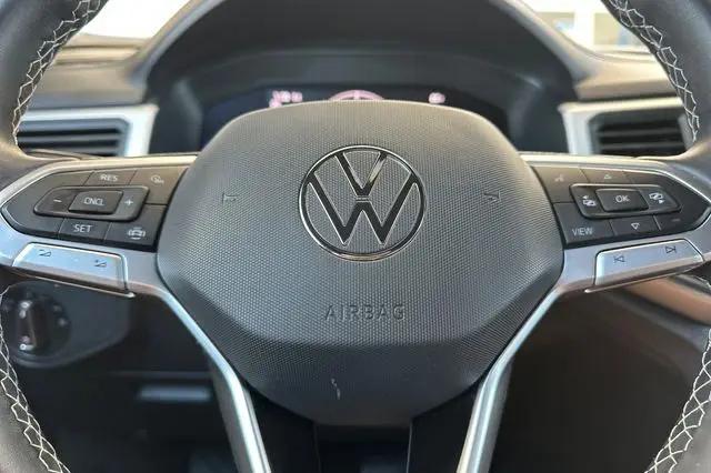 2023 Volkswagen Atlas Cross Sport 2.0T SE