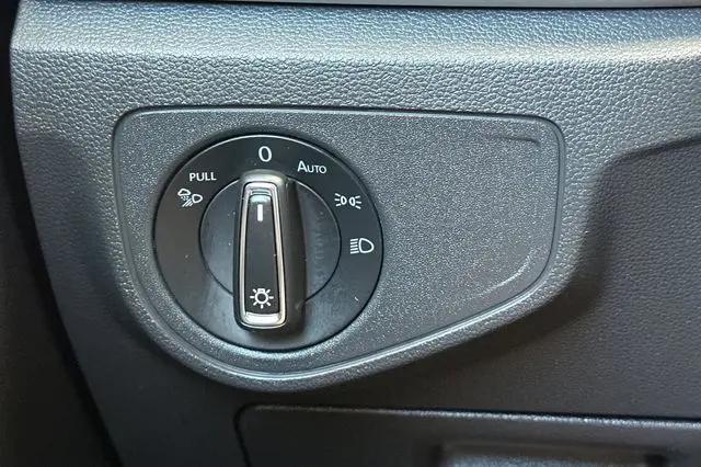 2023 Volkswagen Atlas Cross Sport 2.0T SE