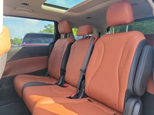 2026 Kia Carnival MPV SX
