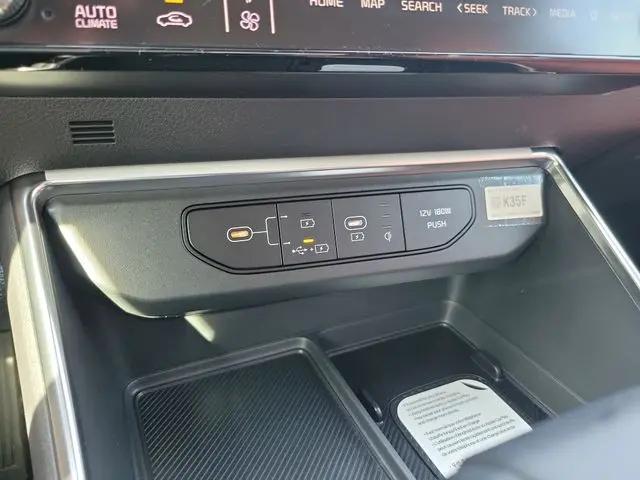 2026 Kia Carnival MPV SX