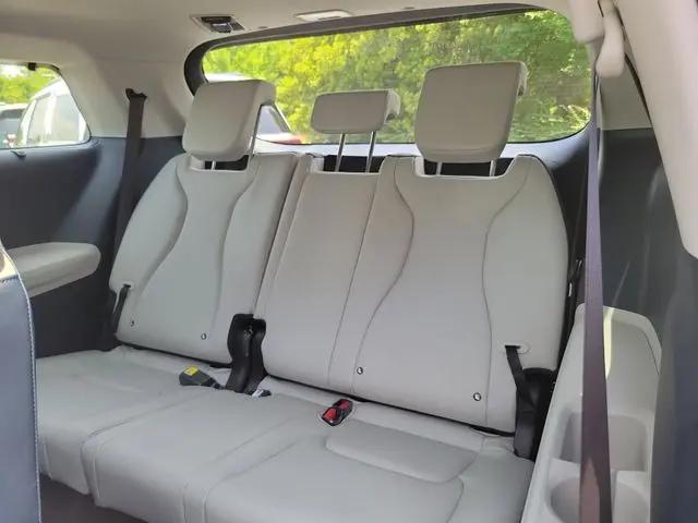 2026 Kia Carnival MPV SX