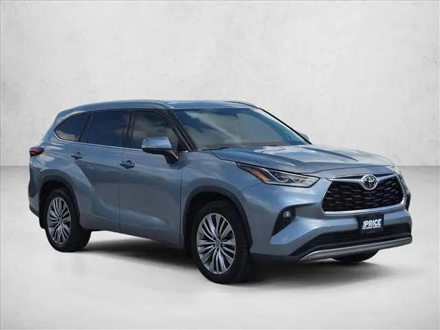 2023 Toyota Highlander Platinum