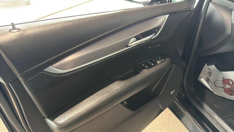 2018 Cadillac XT5 Premium Luxury