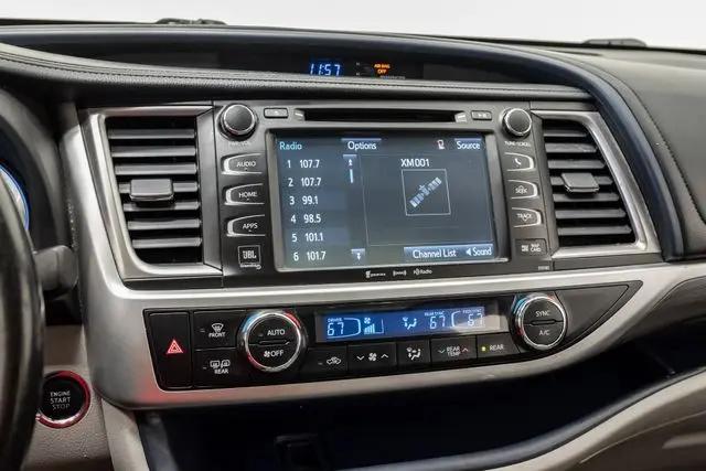 2017 Toyota Highlander Limited