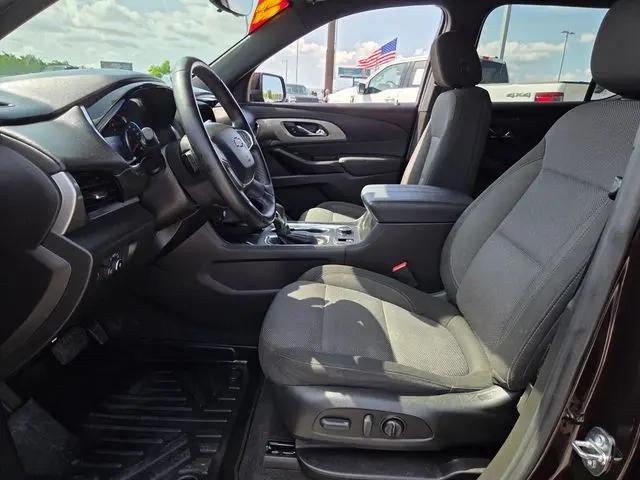 2023 Chevrolet Traverse FWD LT Cloth