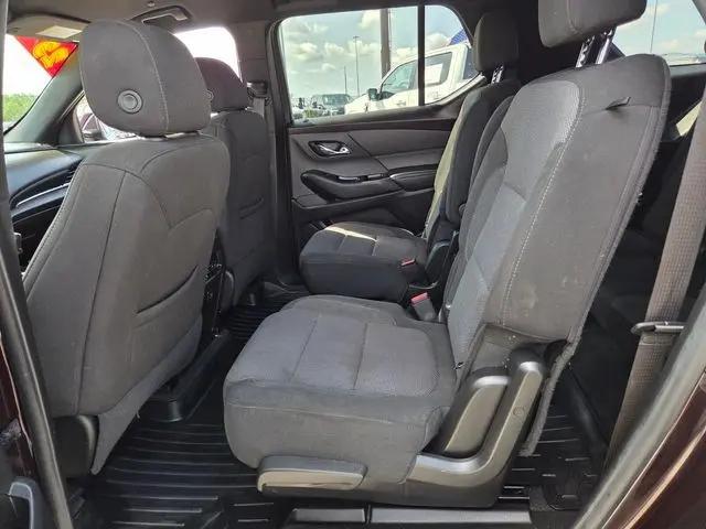 2023 Chevrolet Traverse FWD LT Cloth