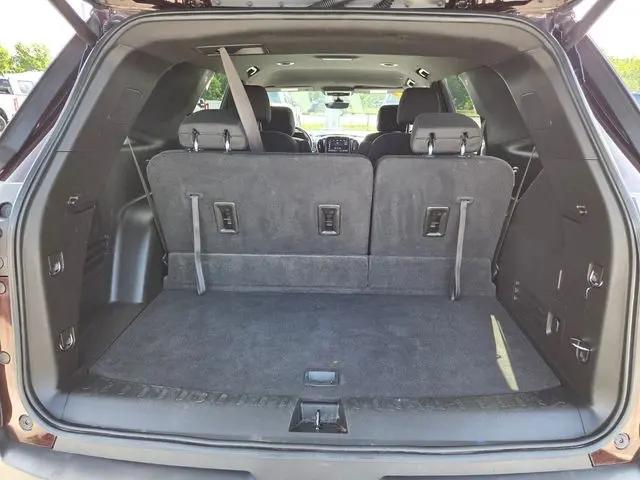2023 Chevrolet Traverse FWD LT Cloth