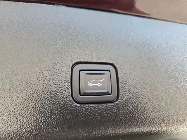 2023 Chevrolet Traverse FWD LT Cloth