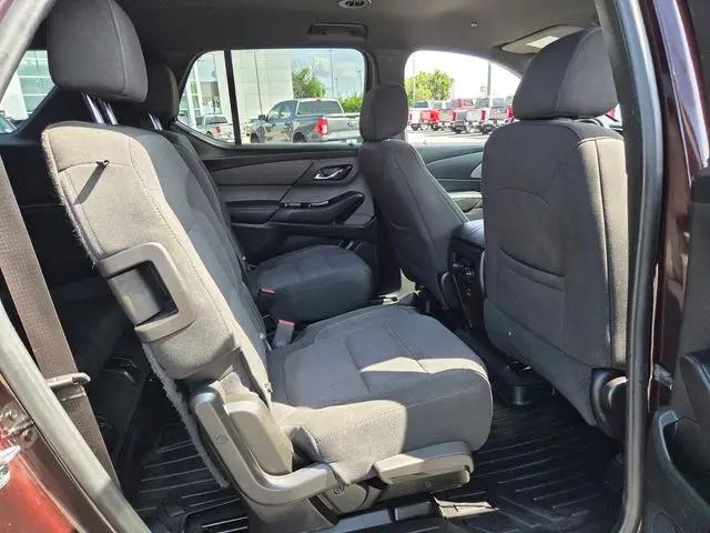 2023 Chevrolet Traverse FWD LT Cloth