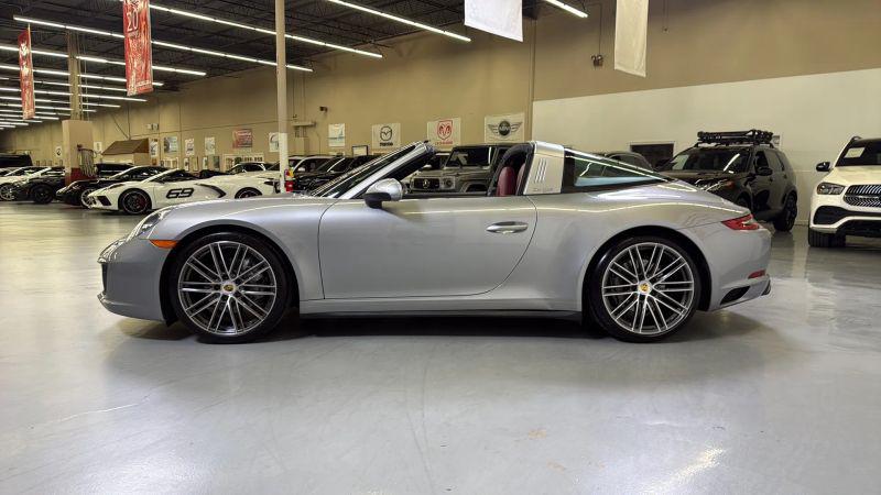 2017 Porsche 911 Targa 4