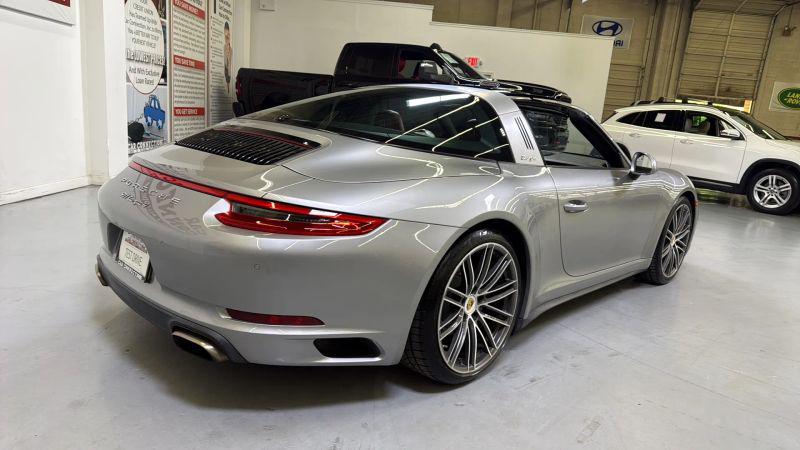 2017 Porsche 911 Targa 4