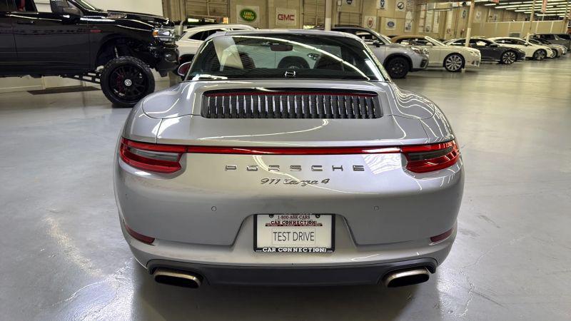 2017 Porsche 911 Targa 4