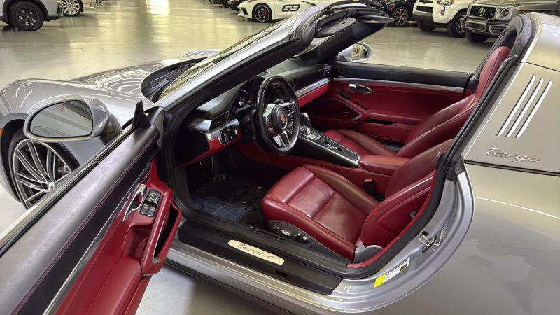 2017 Porsche 911 Targa 4