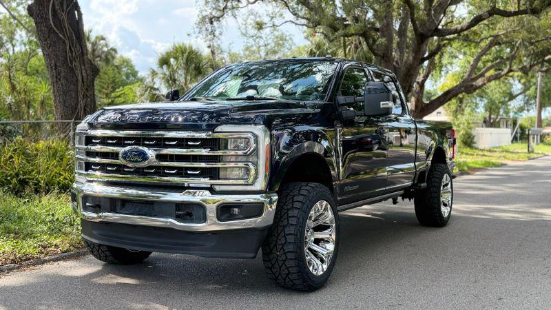 2023 Ford F-250 LARIAT