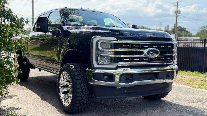 2023 Ford F-250 LARIAT