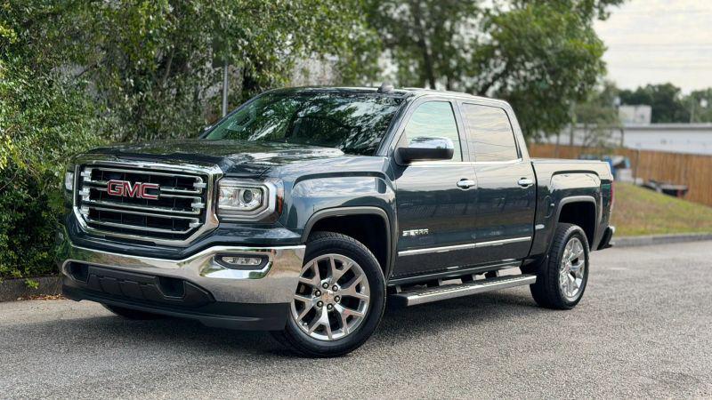 2017 GMC Sierra 1500 SLT