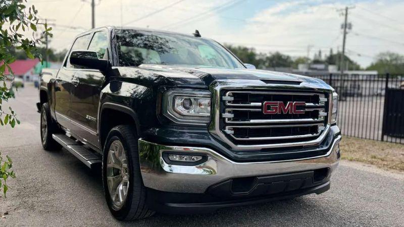 2017 GMC Sierra 1500 SLT