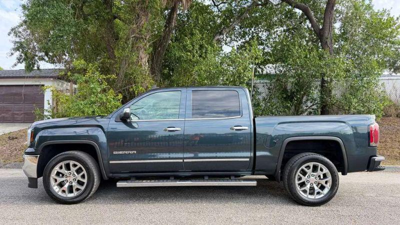 2017 GMC Sierra 1500 SLT
