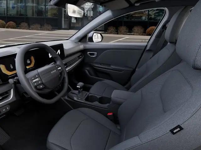 2026 Kia K4 LX