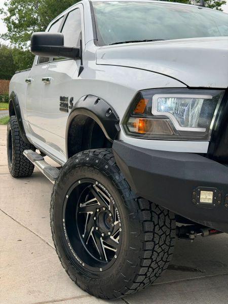 2017 Ram 2500 SLT Crew Cab 4x4 6'4" Box
