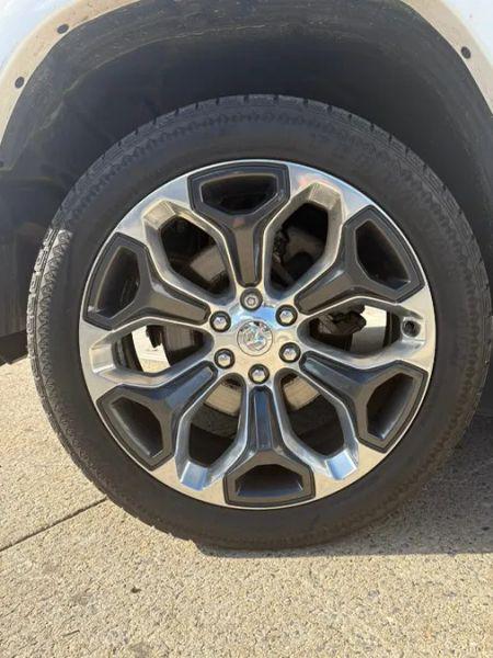 2020 Ram 1500 Limited Crew Cab 4x4 57 Box
