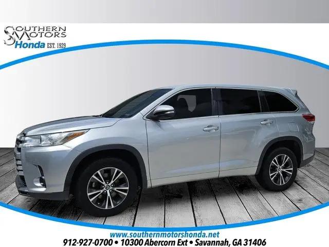2017 Toyota Highlander LE for sale in Savannah, GA