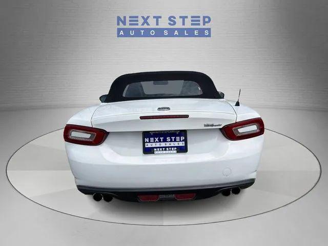 2017 Fiat 124 Spider Classica