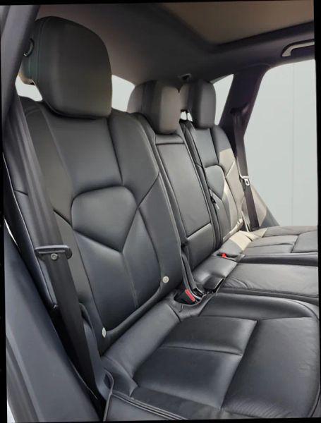 2016 Porsche Cayenne Base