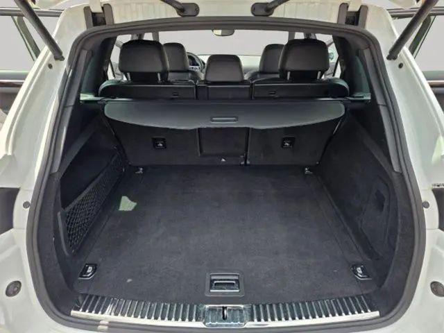 2016 Porsche Cayenne Base