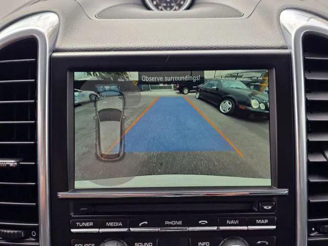 2016 Porsche Cayenne Base