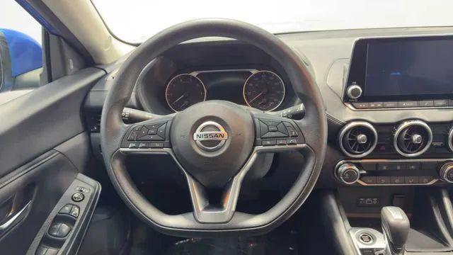 2023 Nissan Sentra SV Xtronic CVT