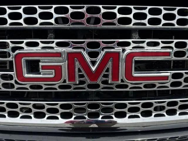 2011 GMC Sierra 2500HD Denali