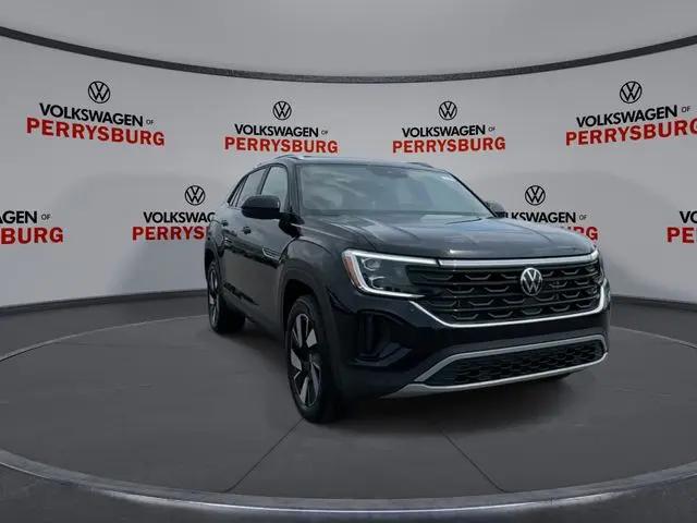 2026 Volkswagen Atlas Cross Sport SE with Technology