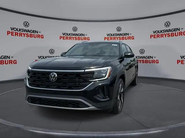 2026 Volkswagen Atlas Cross Sport SE with Technology