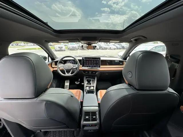 2026 Volkswagen Tiguan SEL R-Line Turbo