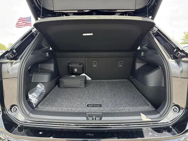 2026 Volkswagen Tiguan SEL R-Line Turbo