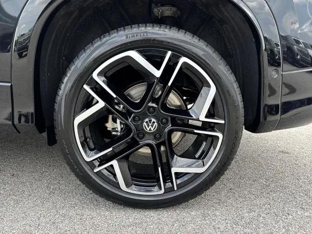 2026 Volkswagen Tiguan SEL R-Line Turbo