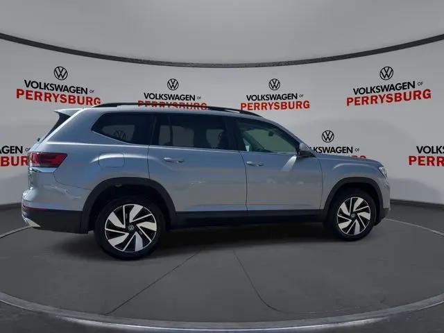 2026 Volkswagen Atlas SE with Technology