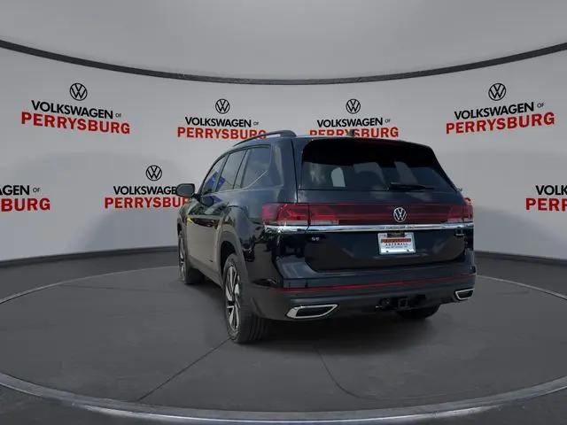 2026 Volkswagen Atlas SE with Technology