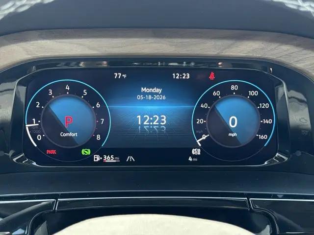 2026 Volkswagen Atlas SE with Technology