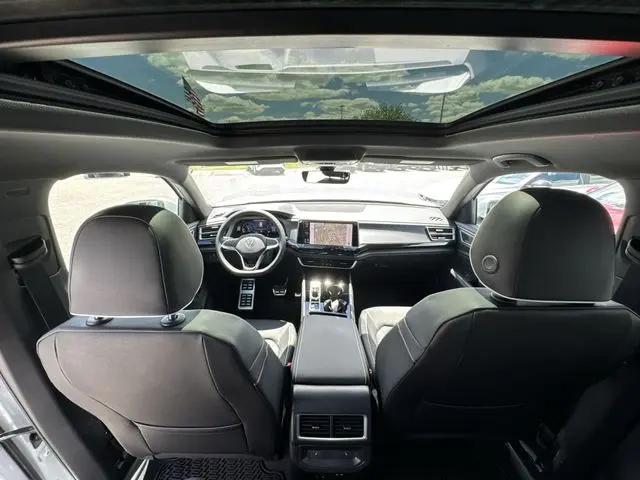 2026 Volkswagen Atlas Cross Sport SEL Premium R-Line